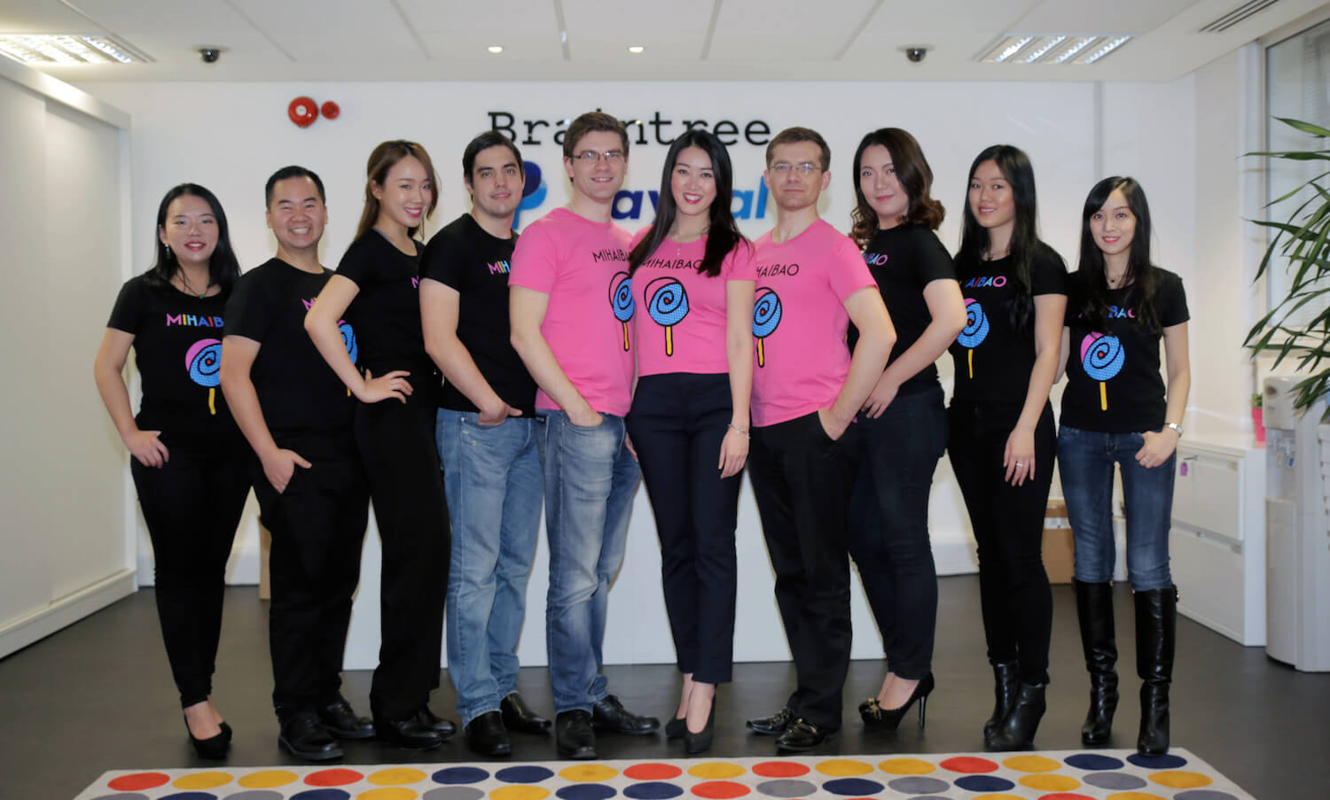 Mihaibao co-founders team with Jacqueline Lam, Dainius Dulinskas and Jonas Simkus at Paypal in London