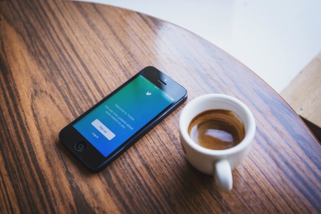 how-to-use-twitter-to-build-consumer-trust