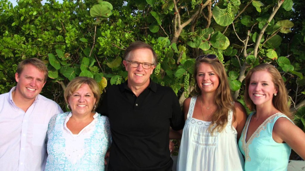 why-your-family-business-should-hire-an-adviser