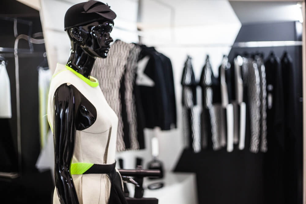 The cARTel: Future of Retail Fashion