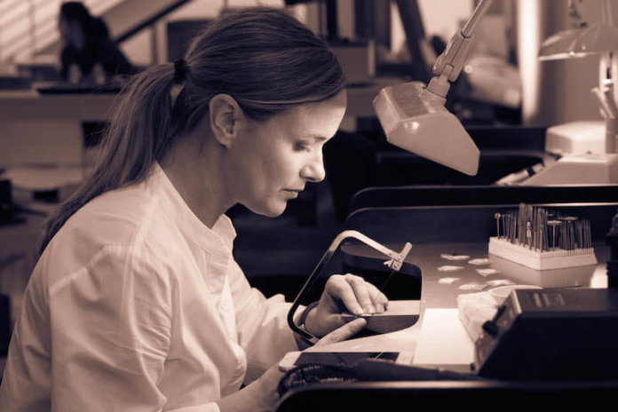The Art of Fine Jewelry - A Story of The Jewel Teller the-art-of-fine-jewelry-a-story-of-the-jewel-teller