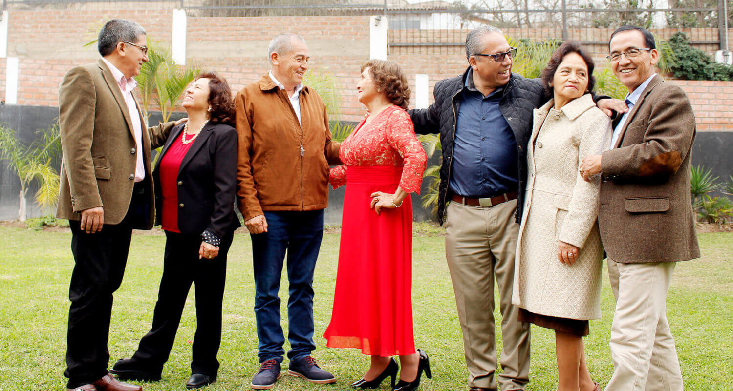 ￼PICTURE (L-R): Founder siblings Hidalgo Solis of Vistony, Edwin, Nelly, Oswaldo, Margarita, Wilfredo, Lila and Enrique, courtesy of Vistony