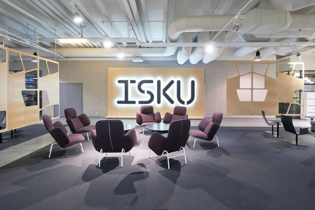 features-isku-90-years-of-family-and-furniture