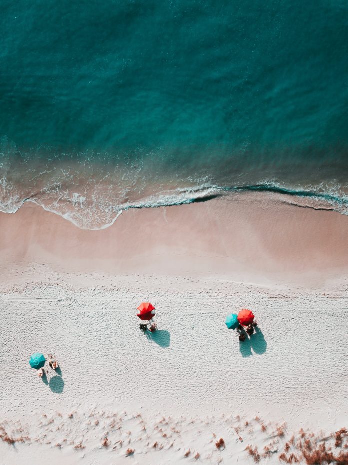 alex-perez-NLUkAA-nDdE-unsplash Top Ten Largest Travel and Tourism Businesses